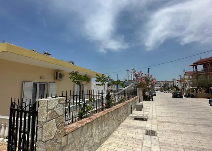 Agalliu Maison d'hôtes Ksamil