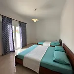 Πανσιόν Agalliu