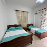 Πανσιόν Agalliu Εξαμίλιο